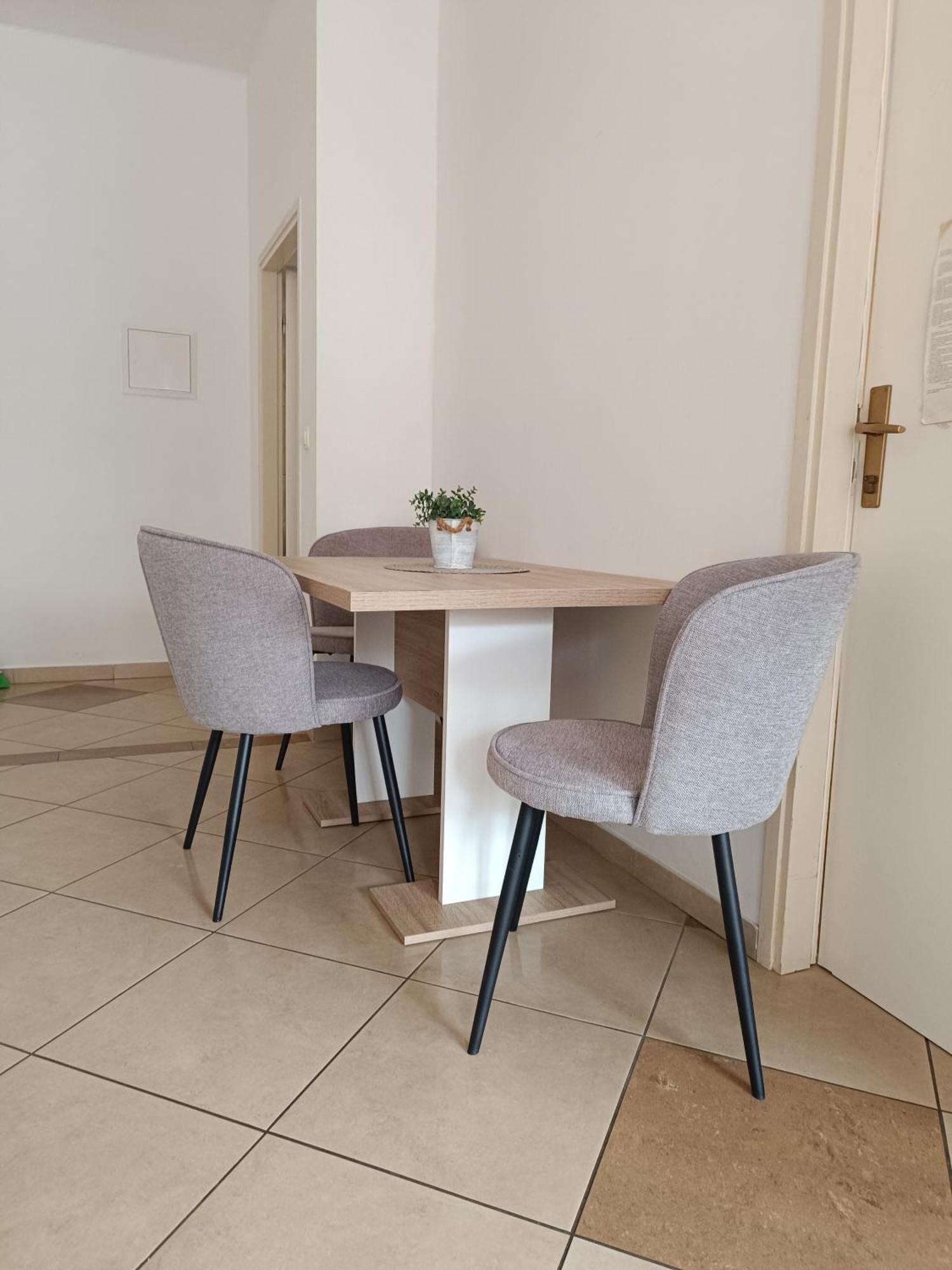 Apartments Kraljic Baška Pokoj fotografie